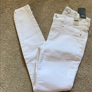 Brand new Abercrombie skinny jeans